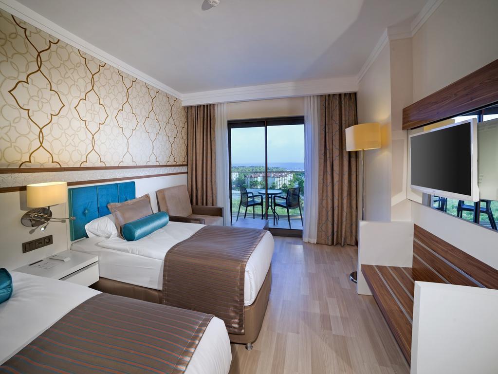 Luna Blanca Resort & Spa Side Room photo